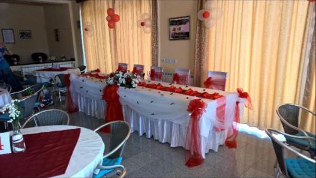 Hotel Gostionica Lazić Zvornik Esterno foto